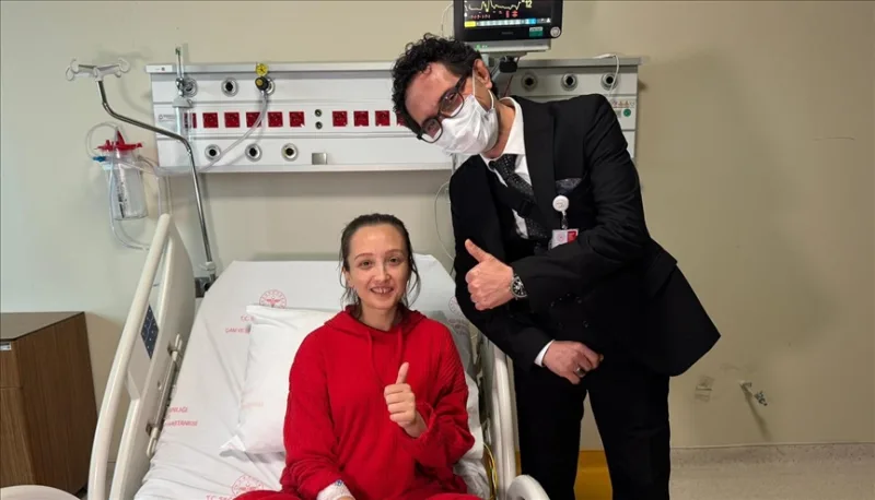 Ayyıldız, kurš turējās pie dzīvības ar mākslīgo sirdi, tagad mudina pacientus