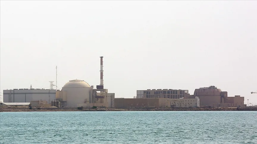 Organismo de Energía Atómica de Irán: Un misil impactó en las instalaciones de la central nuclear de Bushehr durante el ataque de EE. UU. e Israel