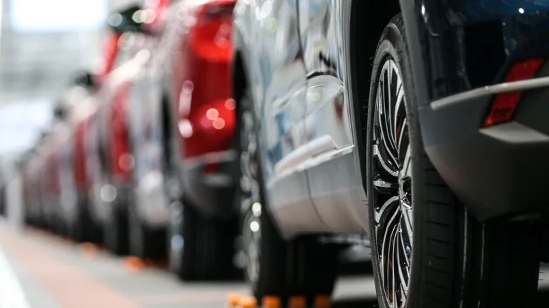 Sakarya, padidinusi eksportą automobilių sektoriuje, daugiau nei pusę pagamintų automobilių išsiuntė į užsienį