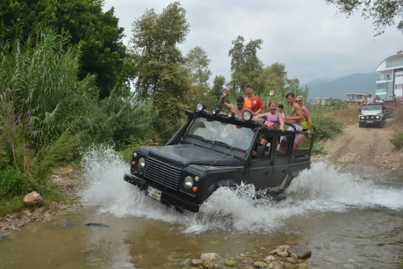 Safari en jeep por los montes Tauro y la cueva de Dim